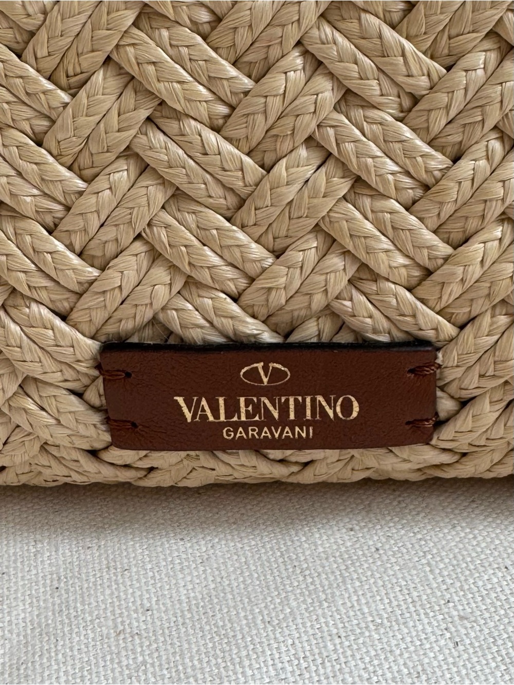 Authentic Valentino Rockstud raffia straw and brown leather tote bag - Picture 9 of 15